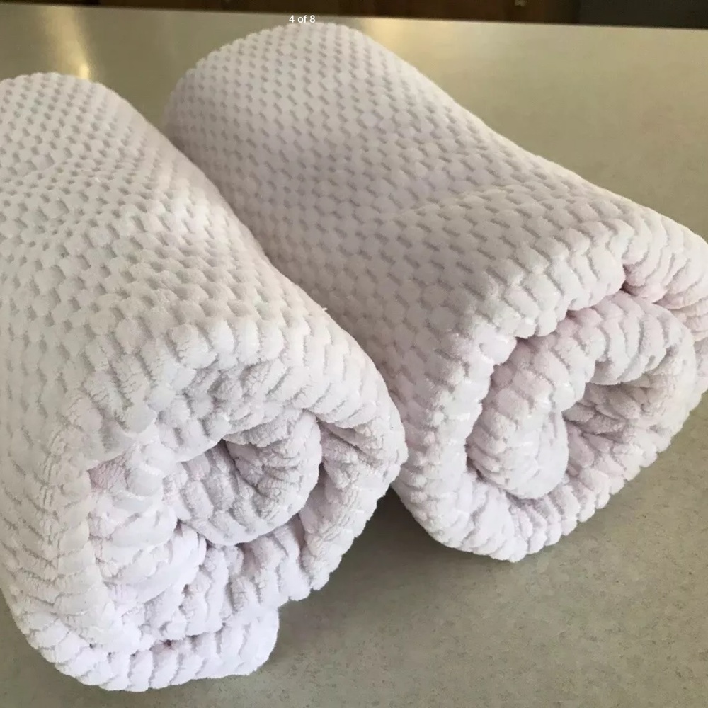 Hotel Vendome Thick Thirsty Bath Towels Pink Spa